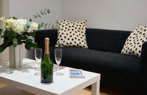 La Villa Orange - Proche cité médiévale et centre ville à pied - Foto 11