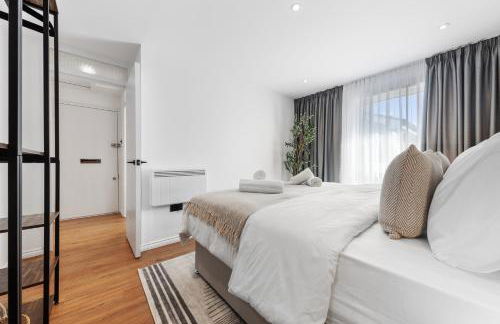 Modern 2BR Apartment Perfect for Remote Work - Foto 22