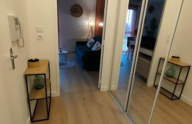 Le Courvoisy, Studio avec piscine, près Groupama Stadium et Salle Arena - Foto 2