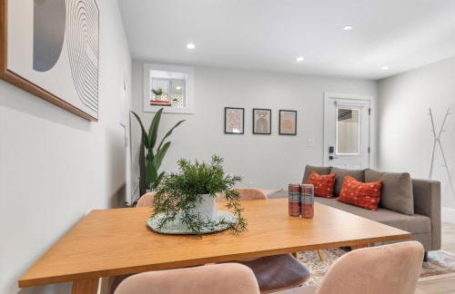 Central 2-BR City Sanctuary - Commuter-Friendly - Foto 10