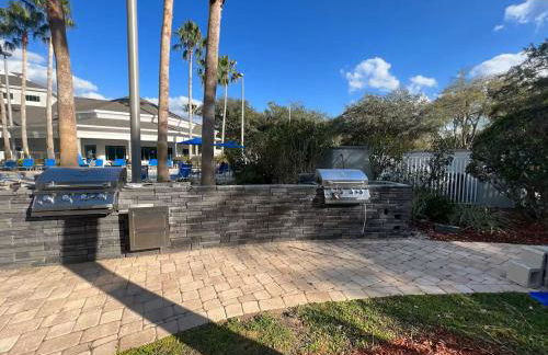 Condo near Disney Springs-Free shuttle to Parks - Foto 50
