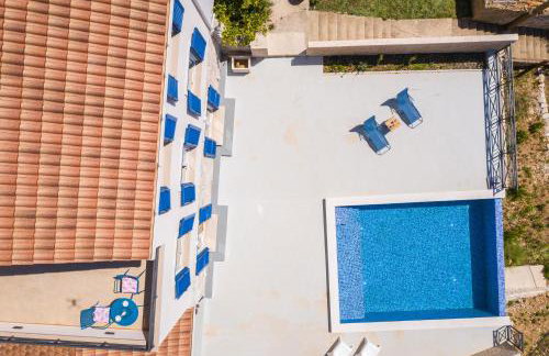 Villa Korta - Spacious House with Pool - Foto 14