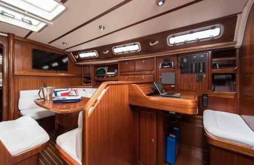 Precioso Yate en el centro del Puerto de Mogan - Foto 8