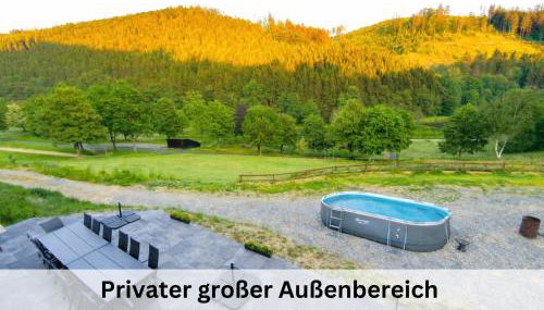Ferienhaus Grimme - 350m2, 18 Betten - mit Indoorspielplatz, Pool, großer Terrasse, Grill, Sauna, Kicker, Dart, uvm - ideal für Familien - Photo 5, Garden
