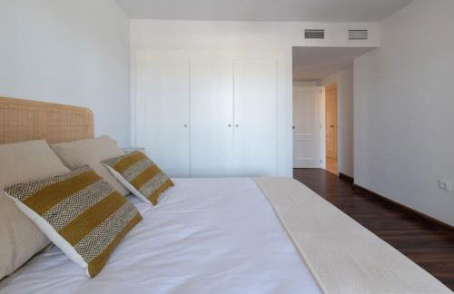 Puerto Sotogrande con vistas al mar - Foto 14