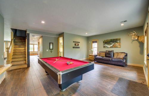 Lakefront Afton Home with Hot Tub and Game Room! - Foto 13
