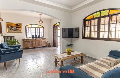 Casa Ampla em Itanhaem Com Piscina a 900m da Praia - Foto 2