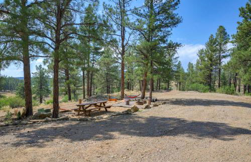 Cabin at the Little Ranch with Hiking On-Site! - Foto 25