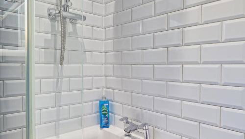 Cosy 2 Bedroom Flat Near Westcliff On Sea Beach & Hamlet Court Road - Foto 3