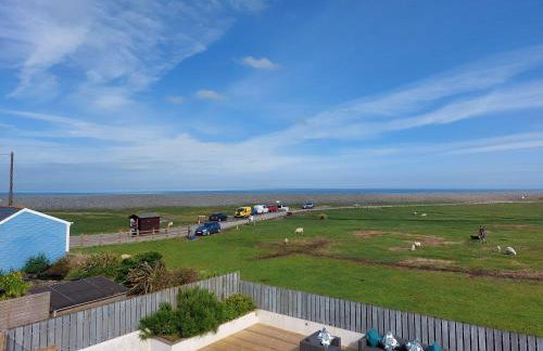 Luxury 4 bed beachside home with coastal views - Foto 20