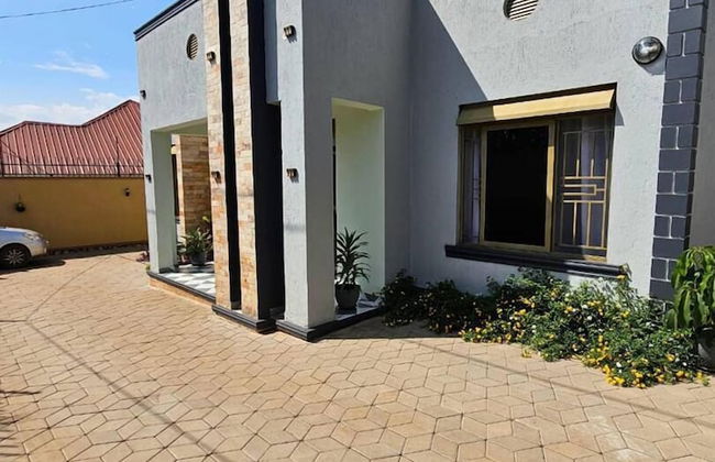 The Residence Ug - Photo 22