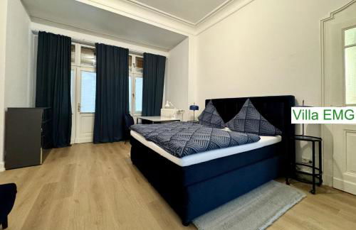 Ferienhaus Villa EMG Velbert nah Düsseldorf Essen Dortmund, Familien Gruppen bis 27 Personen, 3 Küchen, Kaminofen, Terrasse - Photo 17