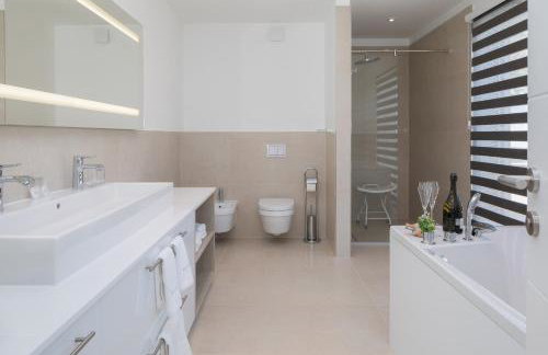 Villas Baotic - Photo 40