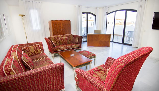 Park Plaza Suites Apartamentos - Foto 2, Imagen principal