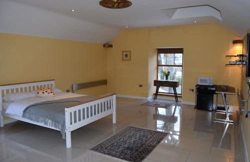 Amazing 4 Bed Scottish Baronial Style House - Foto 14