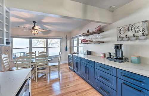 Lakefront Home with Gorgeous Sunsets, Kayaks, and Pier - Foto 10