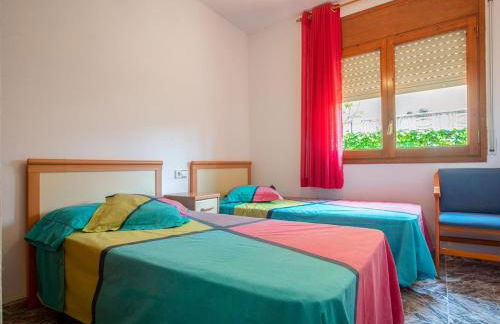 Preciosa casa con un enorme jardín - Foto 15