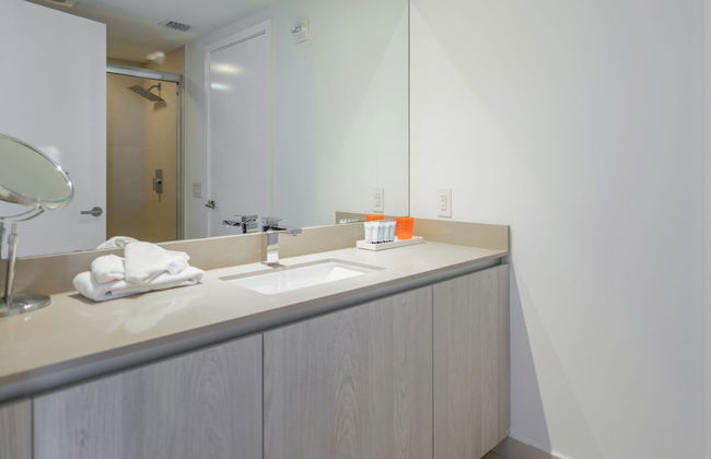 Fantastic 2BR Condo at Hollywood - Photo 28