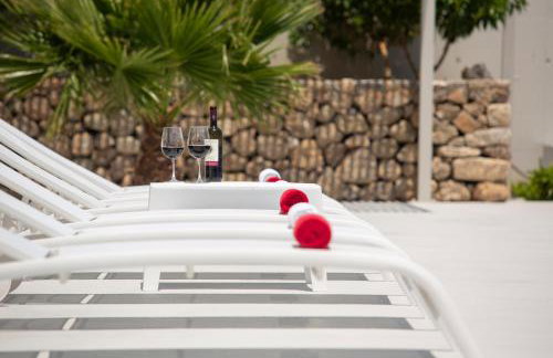 Kuro Beach House - Oceanfront Luxury & 25m pool - Foto 50