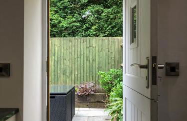 The Manor Barn - Photo 9