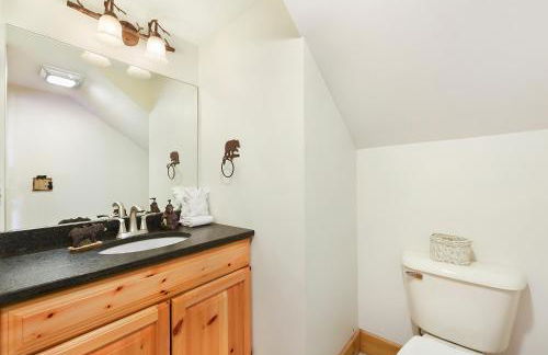 Jamesons Cabin! 8 Minutes to Wisp, HotTub, FirePit, Pets, EV Chgr - Foto 27