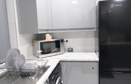 Modernized Three Bedroom House near City Stadium, Attractions, City Centre - Sky n Netflix - Convenient Transport - Foto 27
