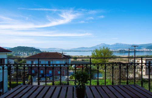 Lake House Ioannina - Photo 10