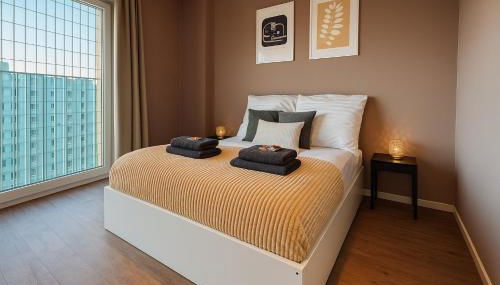 Homely! Skyview 2-Room Apartment, Airport, Fair, Rooftop, Gym! - Foto 2, towels