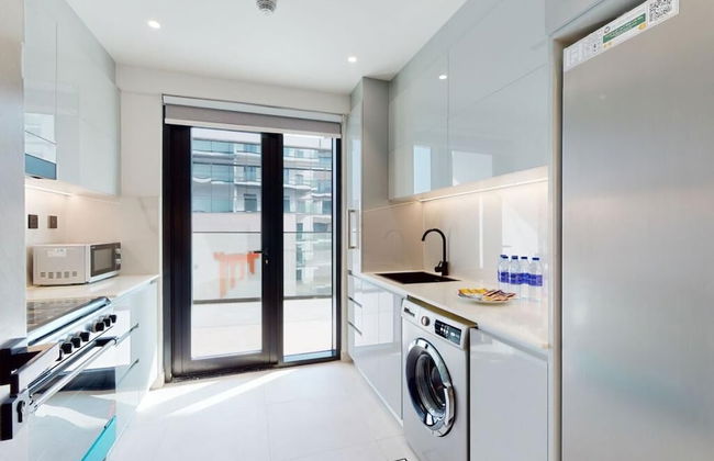 Luxury 3BR Designer Retreat with Parking - Foto 14