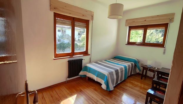 Charming 6-bed Chalet in Llanes - Foto 4, Habitación