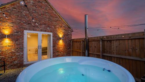 Luxury barn with private wood fired hot tub - Foto 4