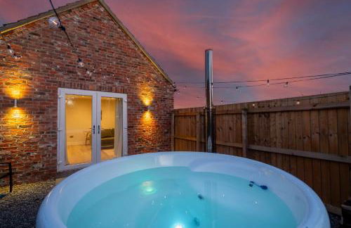 Luxury barn with private wood fired hot tub - Foto 4