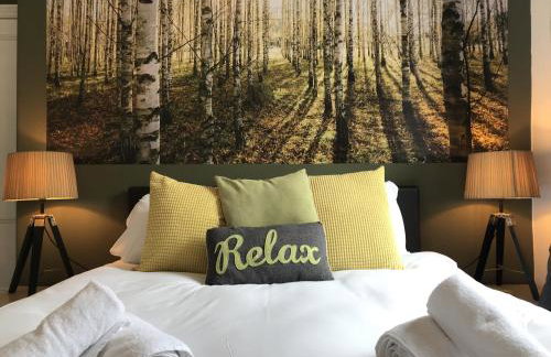 Bright Spacious 3-bed With Office & Patio, Preston - Foto 66