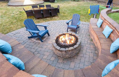 Stylish House with Hot Tub, Fire Pit Pool table near Denver - Photo 30