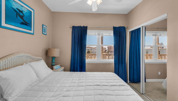 Baywatch F8 - Foto 3, Habitación