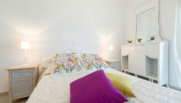 Queen of Santorini - Foto 3, Habitación