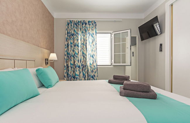 3 Bed Villa - Pool, Patio, Outdoor Dining Terrace - Photo 5