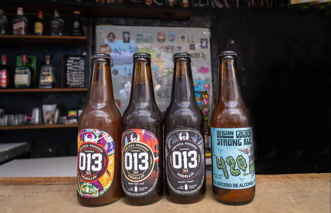 Tour do grafite pela Comuna 13 em micro–ônibus temático - Foto 3