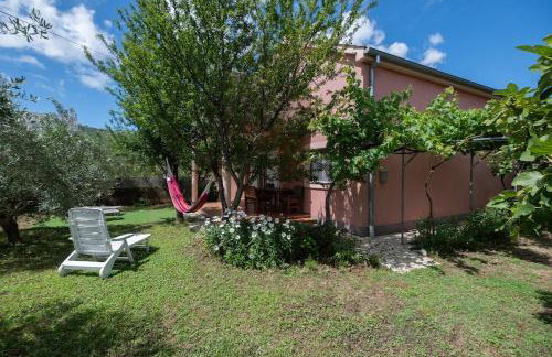 Whole estate just for you, 20m from sandy beach - Photo 18