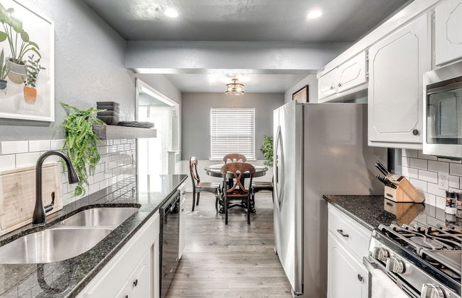 Veteran-Owned Home in Quiet OKC - Foto 18