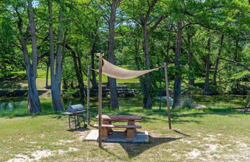 Charming Family Getaway Near Medina River - Foto 35