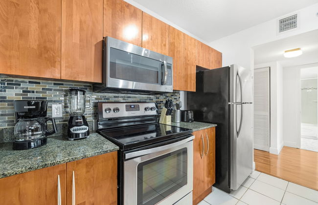 Sky High 31st Floor Condo W Parking - Foto 59