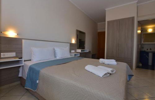 Flisvos Rooms - Photo 60