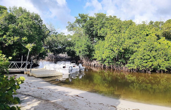 Beachfront Studios - Photo 32