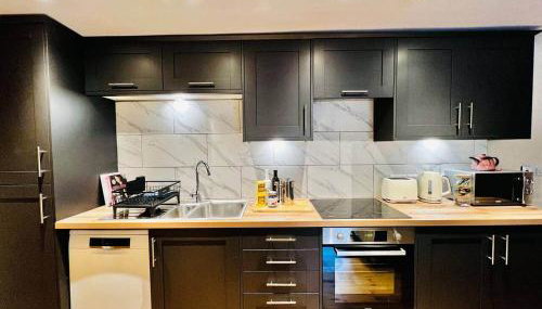 Elegant Hayfield Escape - Heart of Peak District - Foto 5, stove, toaster