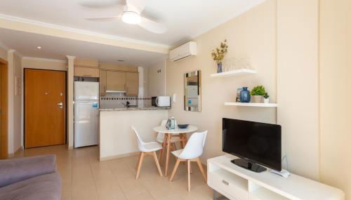 AT Zalamera Beach - Photo 3