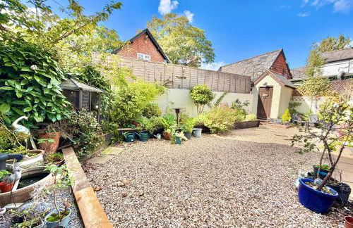 Gateman's Cottage - Three Bedroom Detached Home - Free Parking - Close to New Forest and Beaches - Photo 25