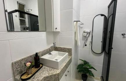 Copacabana Apartment 1 min from Beach - WiFi and AC - Foto 40