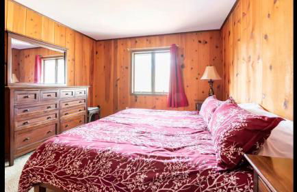 Beautiful Windham Chalet 2 minutes to the Mountain - Foto 16