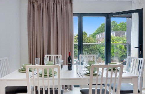 Spacious, 3 bedroom, 2 bathroom, Surbiton - Foto 13